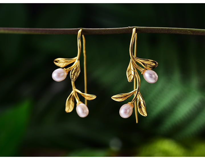 18k Gold-Plated Shell Drop Earring