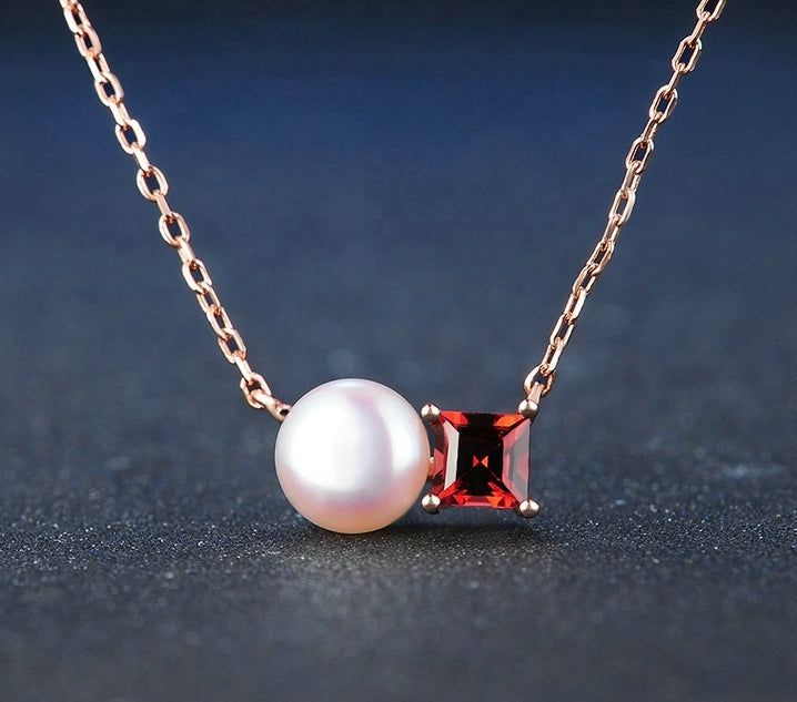 Indi Classic Pearl & Garnet Necklace